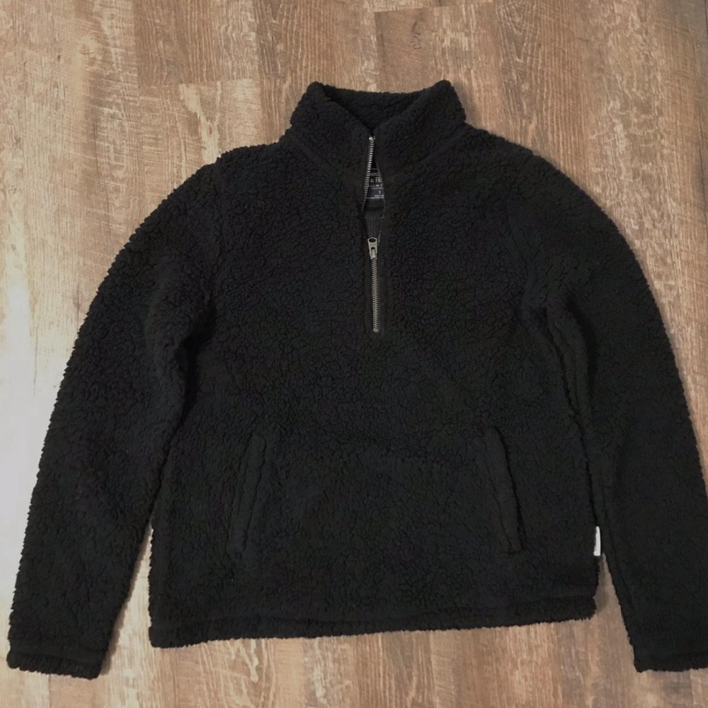 Abercrombie black Sherpa quarter zip